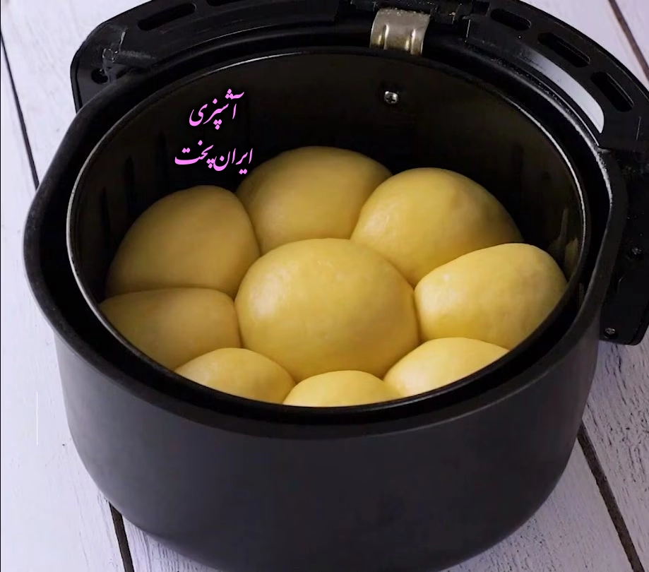 طرز تهیه نان در سرخ کن بدون روغن