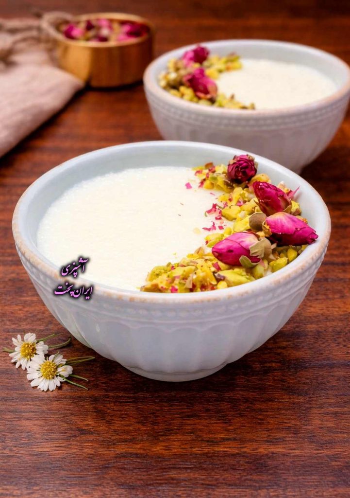 طرز تهیه محلبی ساده بدون نشاسته