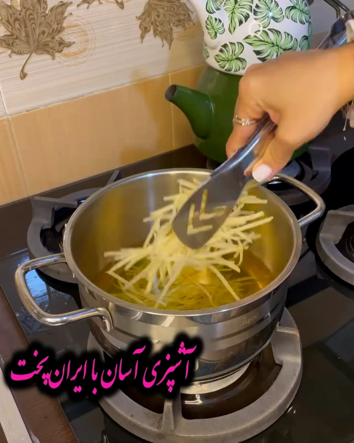 طرز تهیه سیب زمینی رنده ای