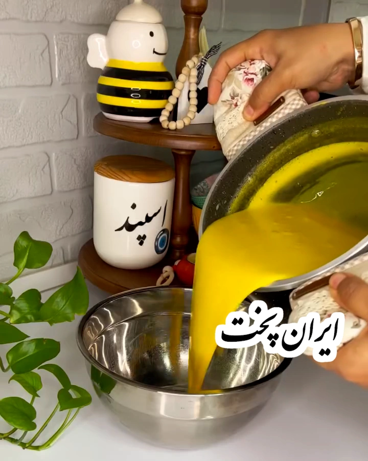 طرز تهیه بستنی سنتی با ثعلب