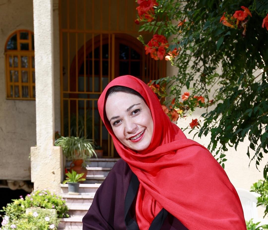 نسرین نصرتی