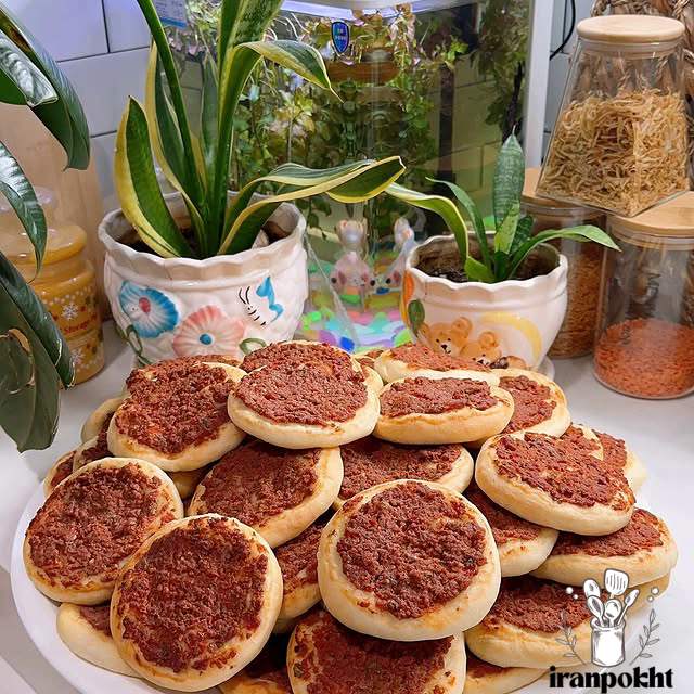 طرز تهیه پیتزا بدون پنیر