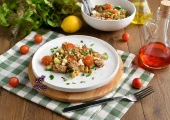 سالاد کینوا رژیمی – سالاد کینوا با نخود برای کاهش وزن