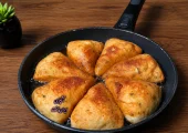طرز تهیه نان سیب زمینی در ماهیتابه