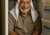 خلاقیت خنده دار بَقال اهوازی برای فرار از گرمای 50 درجه حماسه‌ساز شد/ صدهزار آفرین به این مغز پر از ایده + عکس