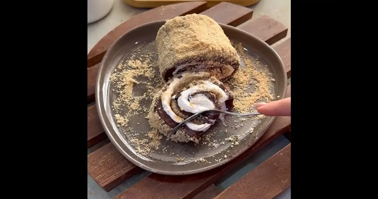 طرز تهیه یکی از معروف‌ترین دسرهای شکلاتی در خانه