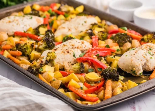 طرز تهیه مرغ تنوری لذیذ با سیر و کره
