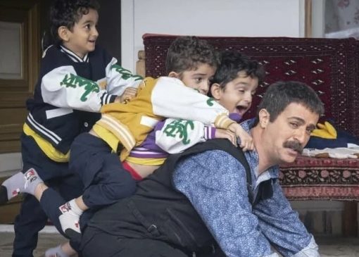 ویدئو/نگاهی به پشت صحنه خنده‌دار سریال «پایتخت»😂 / احمد مهران‌فر، ارسطوی پایتخت: عمویی ماست و ماهی رو ..