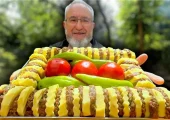 طرز پخت یک غذای جدید با گوشت و سیب زمینی (فیلم)