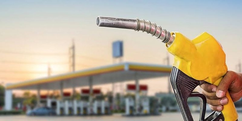 آخرین تصمیم دولت درباره سهمیه و قیمت بنزین