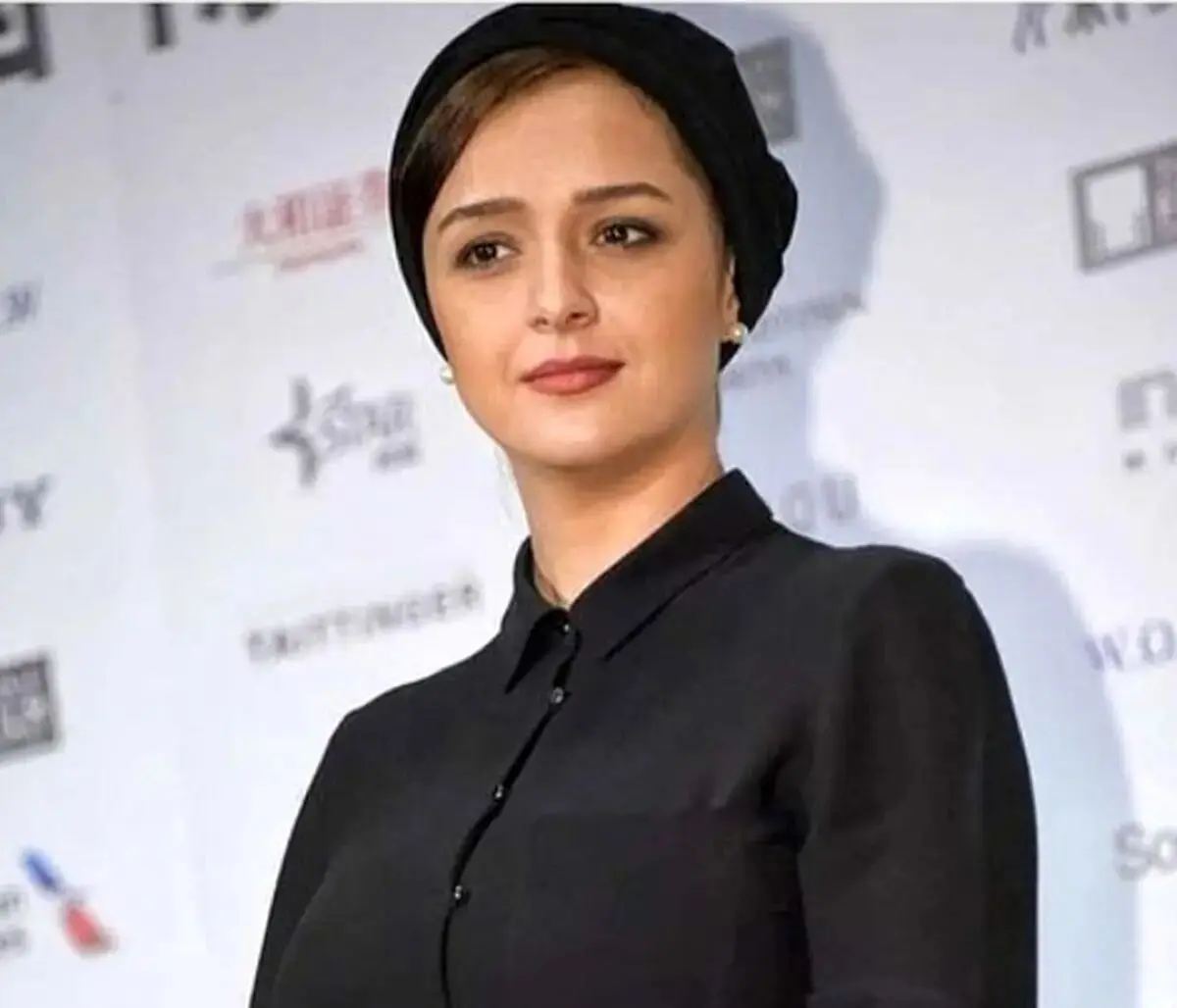 نگاهی به عکس های ترانه علیدوستی مقابل دوربین عکاسان فرانسوی در جشنواره کن ۲۰۲۲