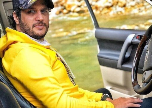 🍊 «حیاط نگو؛ جنگل پرتقال بگو! نگاهی به باغ‌ویلای دلباز سیاوش خیرابی در دل مازندران با چیدمانی ساده و آرامش‌بخش»