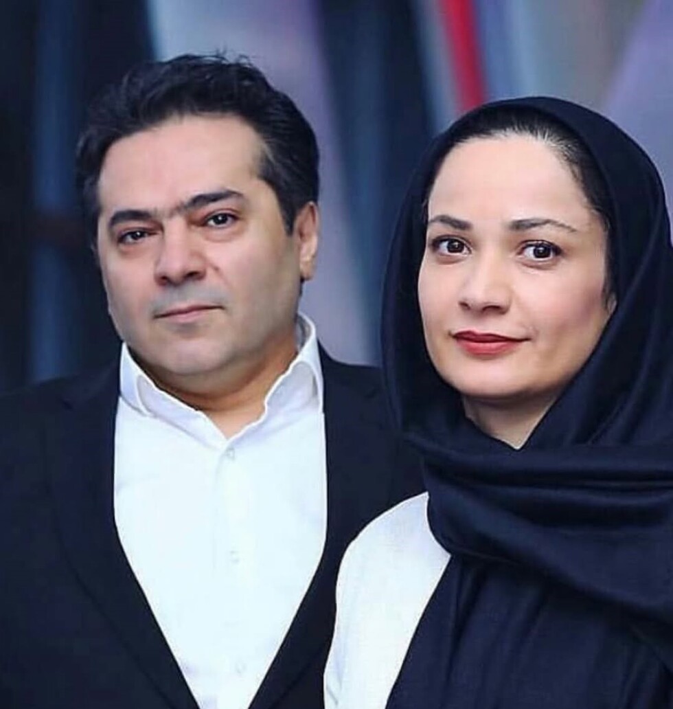 نگاهی به چیدمان منزل شاهانه و سنتی نسرین نصرتی «عمه فهیمه پایتخت» و همسر هنردوستش/ از حیاط سرسبز و حوض آبی و گل‌های خوشرنگ بهاری تا مبلمان مدرن و پرده‌های اعیانی