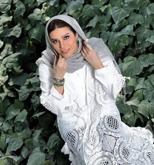 ✨ «وقتی سحر دولتشاهی مهمان یک رستوران خاص میشود؛ نگاهی به فضای دلباز و هنری رستوران بهاره رهنما در سعادتآباد»