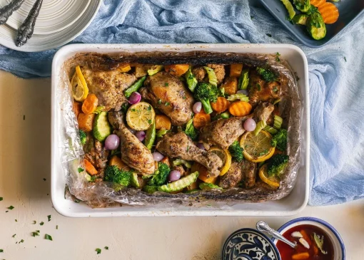 طرز تهیه مرغ و سبزیجات در فر