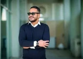 نگاهی به استایل های شیک میلاد کی مرام بازیگر سریال سووشون