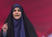 نگاهی به خونه زندگی سحر امامی، مجری صدا و سیما+عکس/ مبلمانی ساده، لوستر ، پرده‌های معمولی و تابلو دیواریِ هنریِ منزل شیر زن ایرانی…