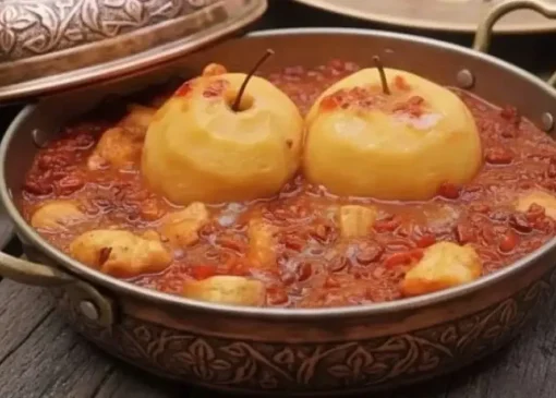 طرز تهیه خورشت آذرگون؛ غذای اصیل و مجلسی شب یلدا