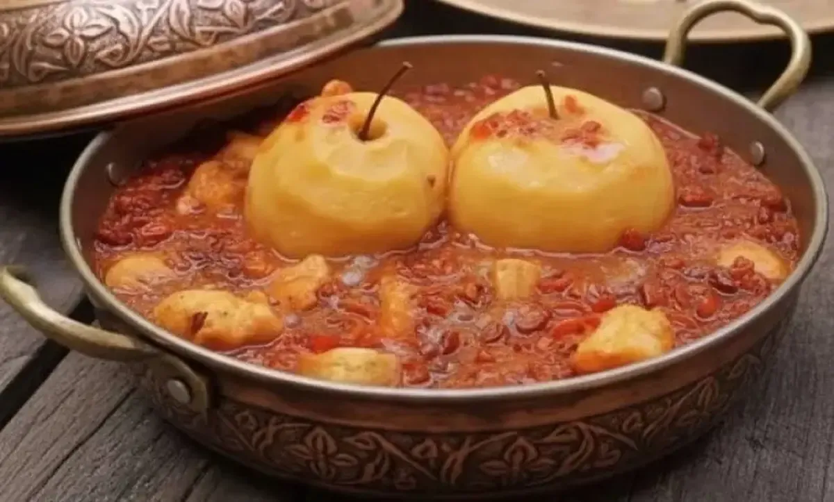 طرز تهیه خورشت آذرگون؛ غذای اصیل و مجلسی شب یلدا