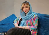 نگاهی به دیزاین کلاسیک منزل نیوشا ضیغمی؛ از پرده پانچ تا مکرومه و لوستر حبابی مدرن