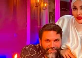 فیلم / نگاهی به چیدمان خانه شاهانه و باشکوه علیرضا نیک‌بخت با سلیقه همسر زیبایش / از مبلمان مدرن و پرده‌های اعیانی تا درختچه‌های تزئینی