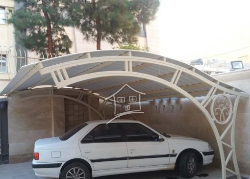 خلاقیت بی نظیر راننده کرمانی، با نوشته جالب پشت پژو حماسه ساز شد/ آخه جای این چیزا پشت ماشینه؟!🤣