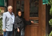 فیلم / نگاهی به چیدمان فرانسوی خانه ایرج نوذری، بازیگر سریال ساهره / دکوراسیونی از پرده های شیک کاراملی و عتیقه های ماندگار که بوی پاریس می دهند
