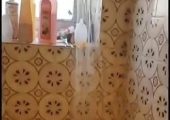 خلاقیت خنده دار یک ایرانی در اختراع نوع جدیدی از دوش حمام تاریخ ساز شد+عکس/تسلیت به جامعه مخترعان کشور🤣