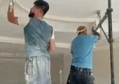 خلاقیت خنده دار اوستا بنای ایرانی برای بلند قدتر شدن حماسه‌ساز شد/ صدهزار آفرین به این مغز پر از ایده