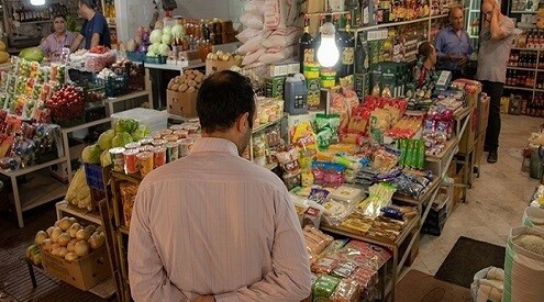 خلاقیت خنده دار مادر ایرانی در تهیه لیست خرید برای همسرش با چسباندن نمونه از هر کدام+ ویدیو/ هنر همیشه نزد ایرانیان است و بس😂