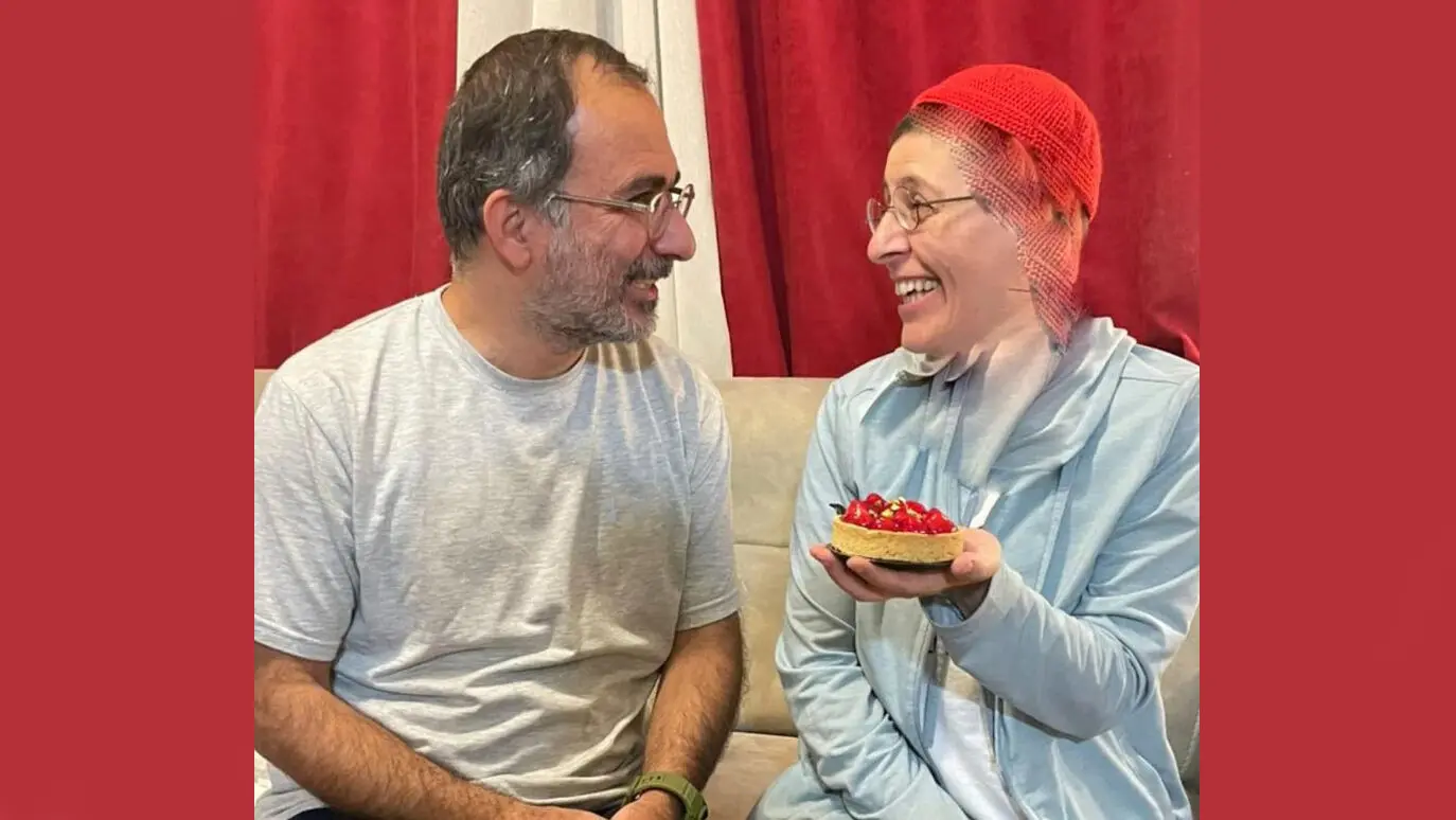 نگاهی به چیدمان شیک و لاکچری منزل سوسن پرور و یار 13 سالهاش/ زیبا، شیک و ایرانی پسند