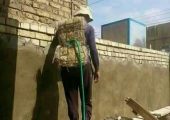 خلاقیت خنده دار اوستا بنایِ مراغه ای برای ساختن خونه رویاهاش با نمای ماشین بنز آخرین سیستم / امکانات 0 استعداد 100