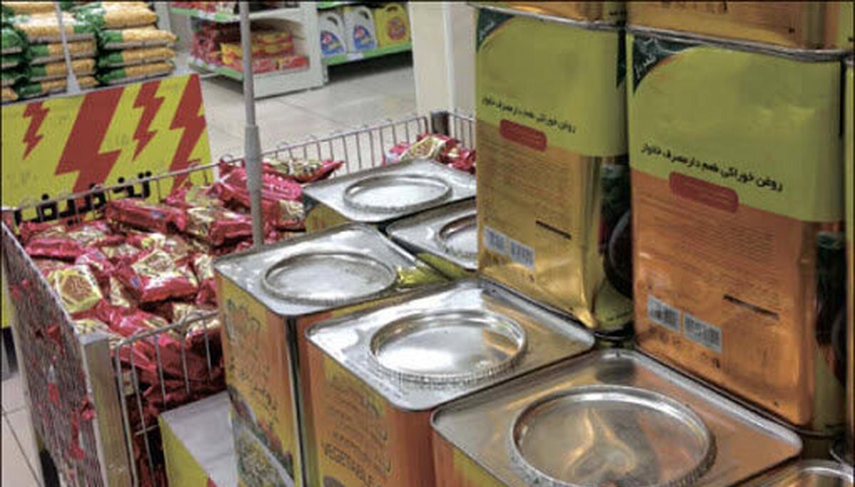 اوج خلاقیت خنده دار یک ایرانی برای ساختن سماور با قوطی روغن حلبی/ مغزشو باید طلا گرفت+عکس