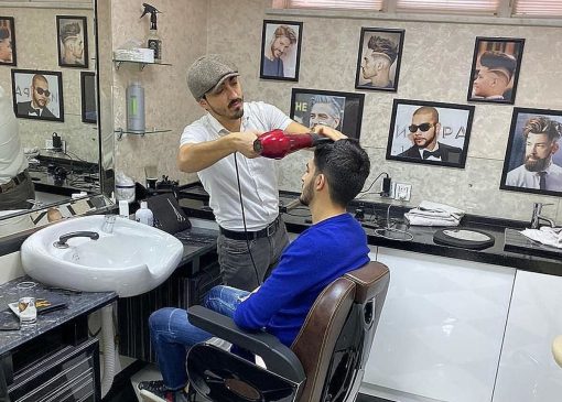 خلاقیت منحصر به فرد آرایشگر خوش ذوق در تغییر قیافه داماد حماسه ساز شد+ویدئو/سلطان بی چون و چرای میکاپ در سطح خاورمیانه😂