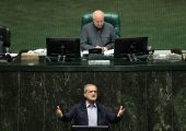 پزشکیان: چرا باید درحالی که مردم در سختی معیشت قرار دارند، ۶ میلیارد دلار از ارز را صرف واردات بنزین کنیم؟/ چرا این پول را به خود مردم ندهیم؟ + فیلم امشب