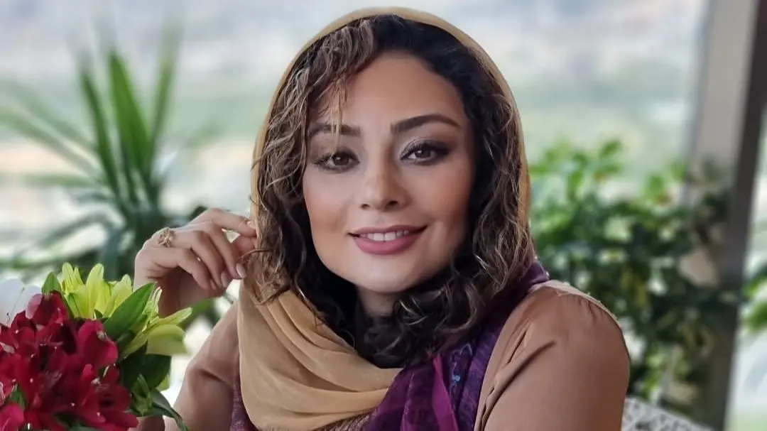 فیلم / نگاهی به چیدمان مجلل خانه «یکتا ناصر» بعد جدایی از منوچهر هادی / از مبلمان مدرن و فرش های اصیل ایرانی تا دکوری های شیک