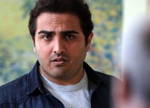 نگاهی به چیدمان منزل شاهانه و مجلل سعید کریمی «مسعود بچه مهندس» و همسر هنرمندش،بنفشه صمدی/ از مدرن و فرش دستبافت تا آباژور و دیوار آجری