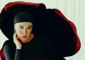فیلم/ نگاهی به چیدمان شاهانه و مینیمال اتاق خواب نسیم ادبی، بازیگر سریال فریبا/ سلیقه‌اش 20 اتاق خواب شیک و آرام نسیم ادبی؛ سادگی با چاشنی دکور چوبی