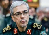 فیلم / نگاهی به دکوراسیون و چیدمان شیک و اصیل ایرانی خانه شهید سردار باقری / از بوفه طلایی رنگ تا لوستر ساده