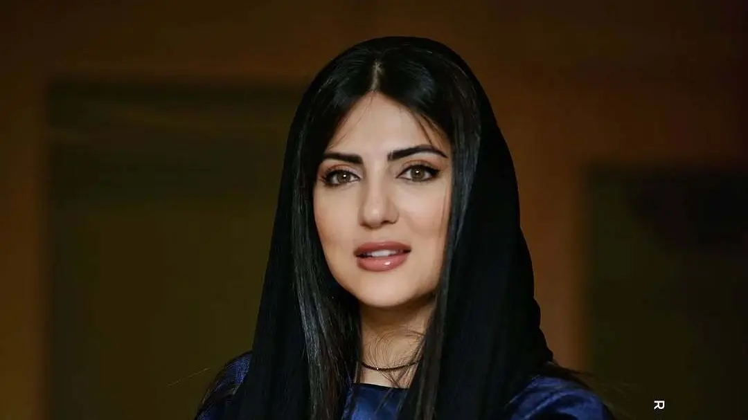 نگاهی به استایل گیپوری سندبادی هلیا امامی در جشنی رسمی/ خانم بازیگر مرزهای استایل را جا به جا کرد