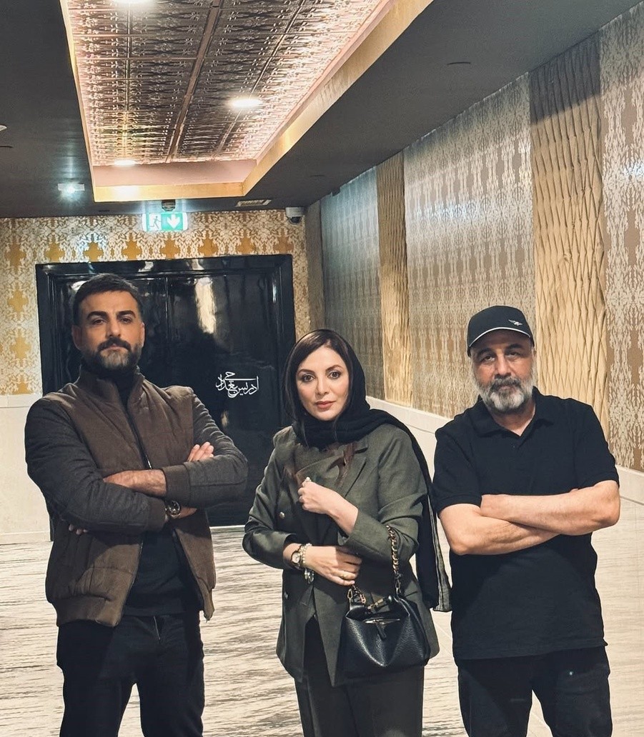 اکران روز: نگاهی به تیپ و استایل شیک هنرمندان در اکران فیلم «شاه‌نقش»/ درخشش رویا میرعلمی، رضا عطاران،حامد کمیلی و حمیدرضا پگاه/ زیبا، اصیل و ایرانی پسند