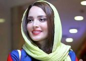 نگاهی به خانه و زندگی شیک و سلطنتی بهنوش طباطبایی با گل‌های رز زیبا/ آشپزخانه بهنوش طباطبایی در روزهای امتحانات دانشگاه؛ خبری از بوی غذا نیست، بوی گل پیچیده! + عکس