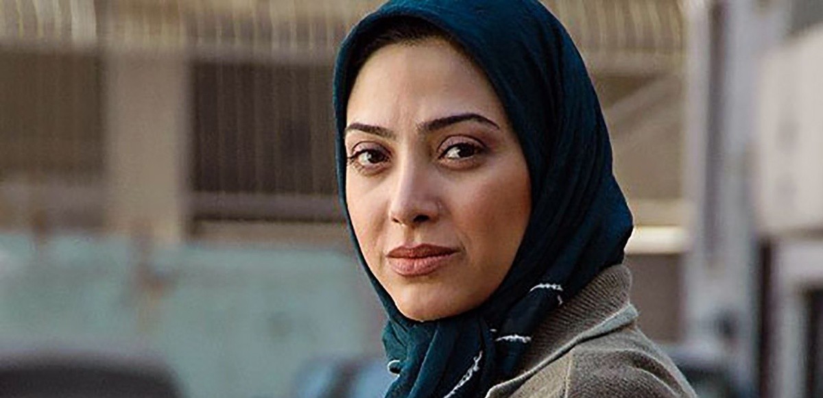 چیدمان هنری و چشم‌نواز خانه مریم سلطانی؛ از جنگل سبز گل‌وگیاه تا آینه کنسول و مجسمه‌های باکلاس +عکس و ویدیو