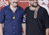 کدام هدایت است و کدام علی؟ شباهت باورنکردنی دو برادر بازیگر در عکس خانوادگی جنجال به پا کرد! + تصاویر